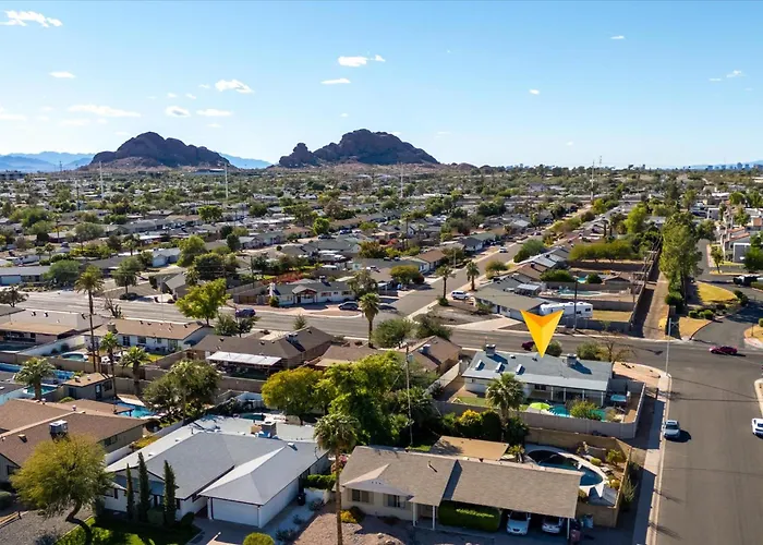 Holiday home Good Vibes Pool Hot Tub Putt Putt Pool Table Scottsdale