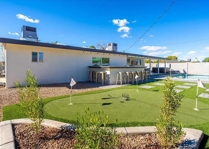Holiday home Good Vibes Pool Hot Tub Putt Putt Pool Table Scottsdale