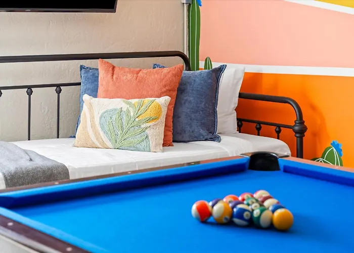 Holiday home Good Vibes Pool Hot Tub Putt Putt Pool Table *